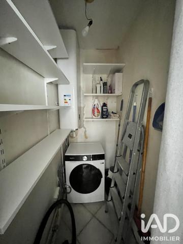 Location studio 78 m² Trappes