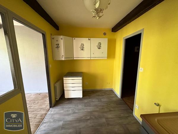 Appartement à louer 2 pièces 60.5m²