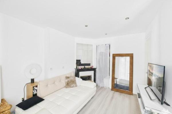Vente - Appartement 2 pièces 39 m 2 COURBEVOIE (92400)
