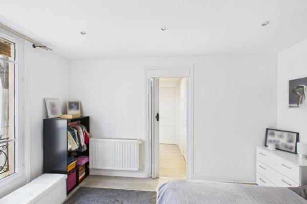 Vente - Appartement 2 pièces 39 m 2 COURBEVOIE (92400)
