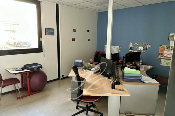 Vente - BUREAUX 92 m 2