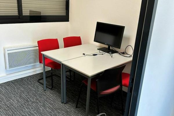 Vente - BUREAUX 92 m 2