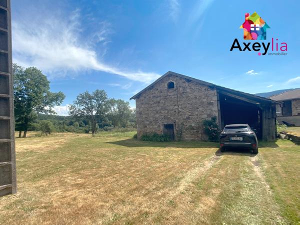 La Tuilière (42830) A VENDRE - LA TUILIERE - MAISON DE CAMPAGNE AVEC GRAND TERRAIN ET GRANGE