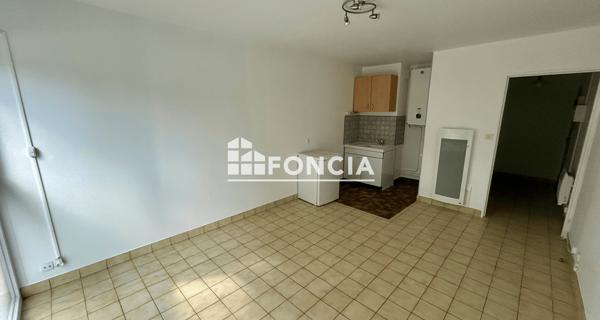 Location Studio 26.09 m² - Villers-lès-nancy 54600