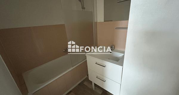 Location Appartement 2 pièces 43.37 m² - Hayange 57700