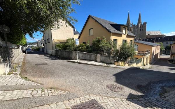 Appartement à louer    1 pièce •  Mende