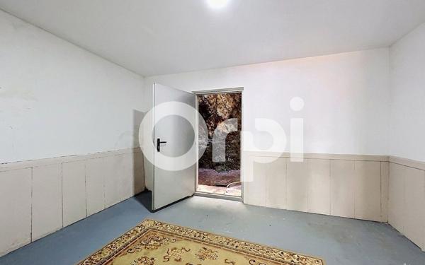 Maison à vendre    5 pièces •  Olette