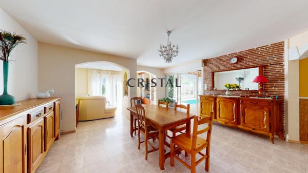 MAISON AVEC PISCINE INTÉRIEURE Royan (17200)