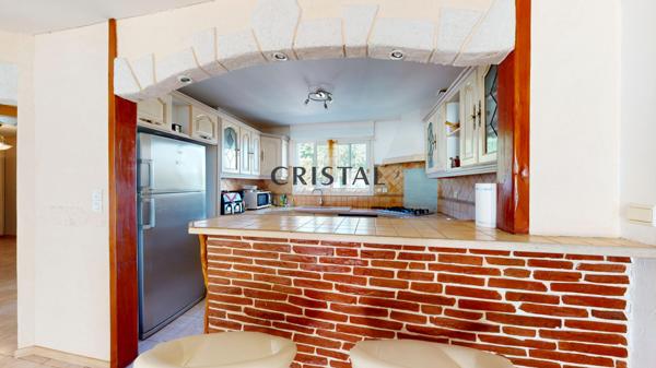 MAISON AVEC PISCINE INTÉRIEURE Royan (17200)