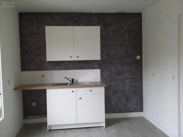 Appartement à louer à Livarot-Pays-d'Auge dans le Calvados (14140), ref : 14058-L305