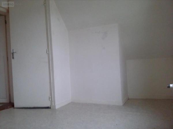 Appartement à louer à Livarot-Pays-d'Auge dans le Calvados (14140), ref : 14058-L305