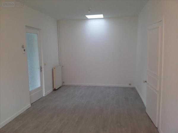 Appartement à louer à Livarot-Pays-d'Auge dans le Calvados (14140), ref : 14058-L305