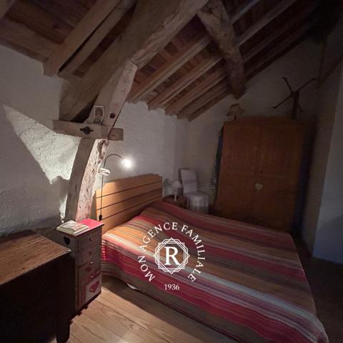 Maison 5 pièce(s) 2 chambre(s) 146 m²