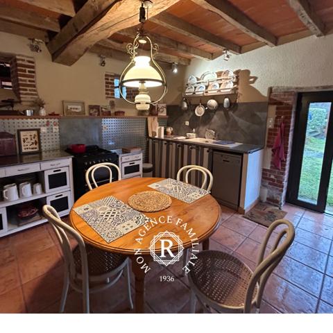 Maison 5 pièce(s) 2 chambre(s) 146 m²