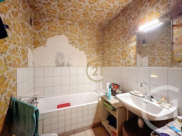 Appartement F3 à vendre  3 pièces - 69,59 m2 LUXEUIL LES BAINS - 70