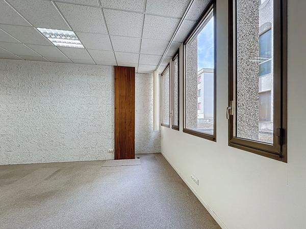 Bureaux Angers 54 m² Square Lafayette