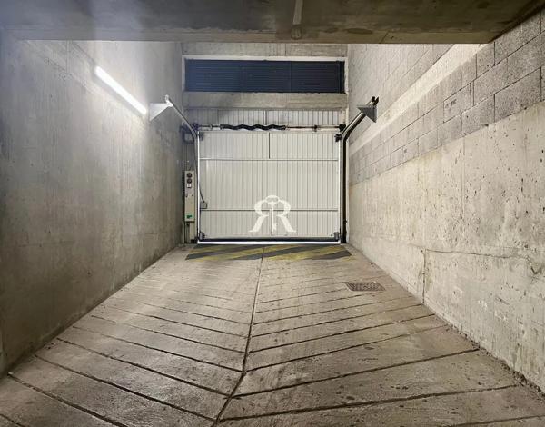 Location Garage à Clermont ferrand - pièces, 13 m² | Raymond immobilier