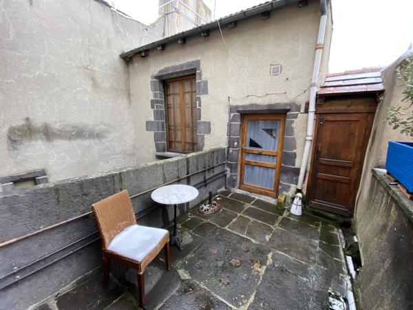 IMMEUBLE MH MONTFERRAND 300 M² 8 LOTS
