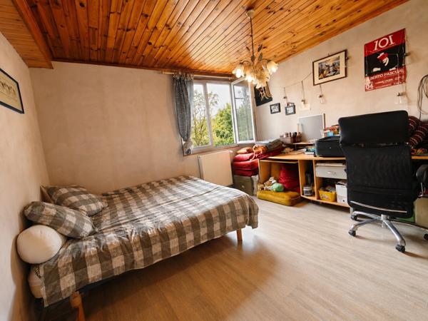 Maison de bourg avec terrasse et vue dégagée – Beaumont (63110)