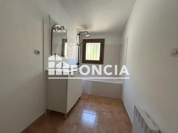 Location Maison 4 pièces 70.03 m² - CHEMIN DE LA CROTADE Carqueiranne 83320