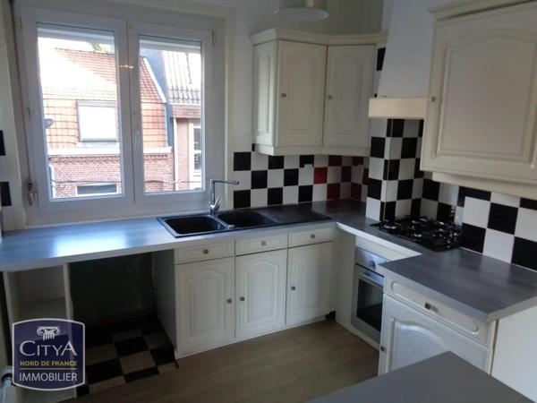 Appartement à louer 2 pièces 62.2m² La Madeleine (59110)