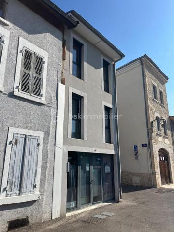 Local d activites de 24,52 m²