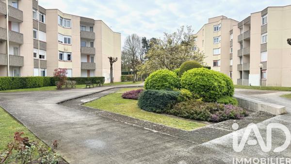 Appartement à vendre 4 pièces 76 m² Montigny-le-Bretonneux