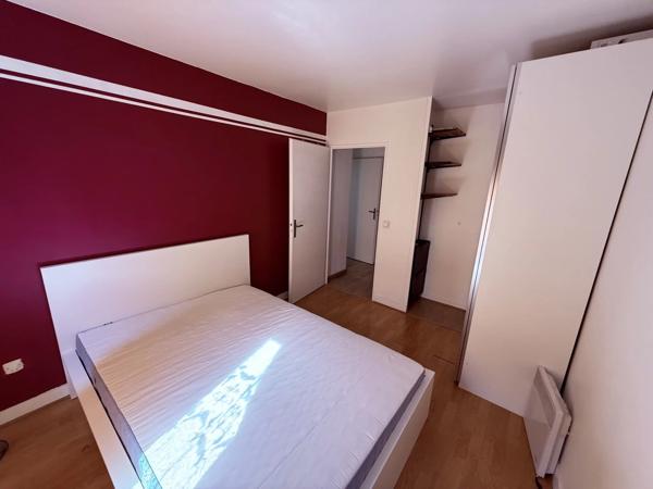 Location                                                      Appartement
                        
                     2 pièces                      48 m2                     à Charenton-le-Pont