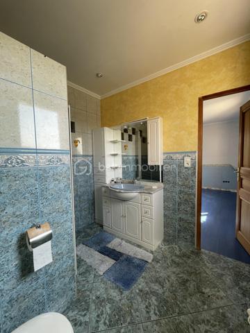 Maison traditionnelle de 270 m²