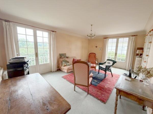 Maison 7 pièce(s) 5 chambre(s) 164 m²