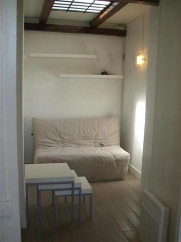 # Appartement – 13m² – Paris 1er