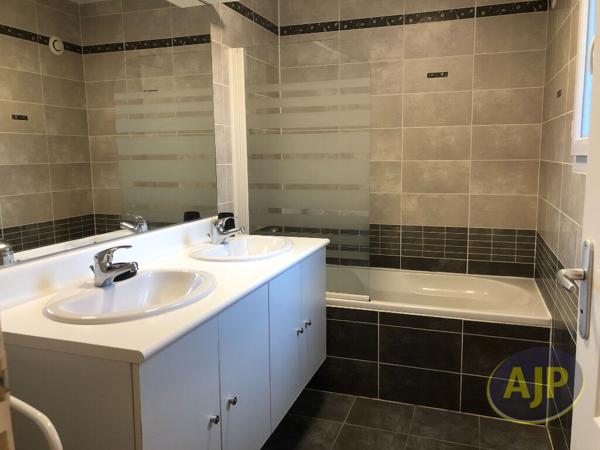 Location maison Lanton : 1 354 € - AJP Immobilier Andernos les Bains