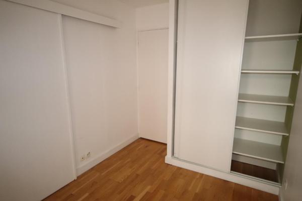 A LOUER : T3 à LILLE • Rue du Sec Arembault - LILLE-CENTRE • 935 € CC • Réf. 51-22