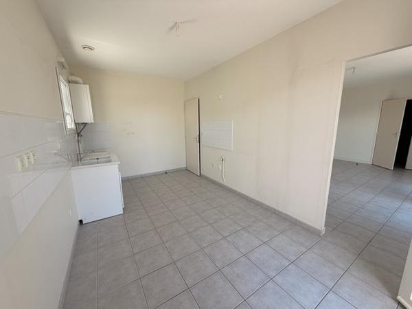 Maison à vendre 276 120 € Saint-Vivien 4 p 90 m² DPE C