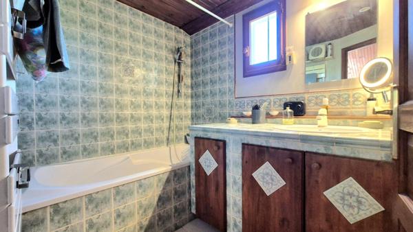 Maison à vendre 7 pièces PRADES (66)