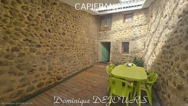 Ardèche - Vallée de l’Eyrieux à St Fortunat - Charmante maison de village - Garage - Bels espaces extérieurs.