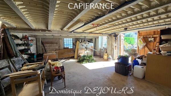 Ardèche - Vallée de l’Eyrieux à St Fortunat - Charmante maison de village - Garage - Bels espaces extérieurs.