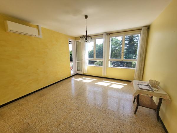 Appartement T3 56m²  + Garage - PEYRUIS