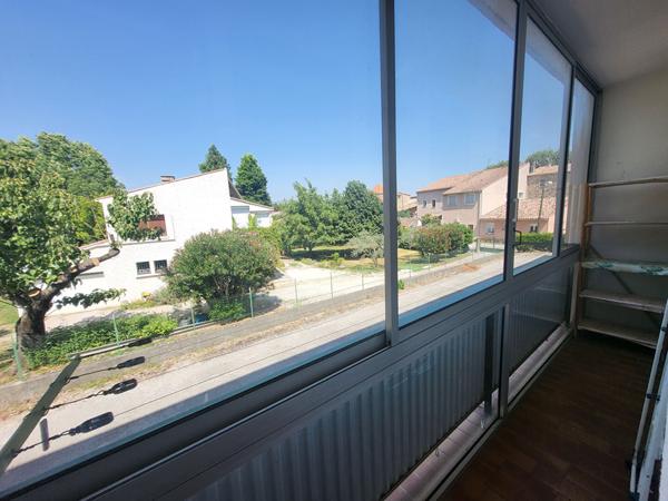 Appartement T3 56m²  + Garage - PEYRUIS