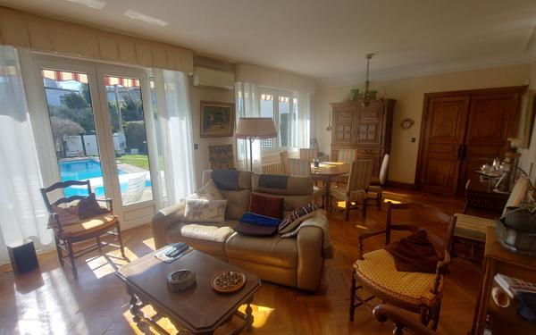 Maison à vendre    7 pièces •  Bayonne