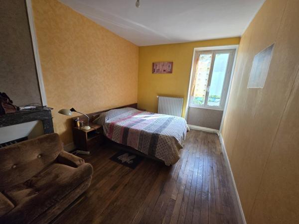 Maison à ARGENTON SUR CREUSE (36200)