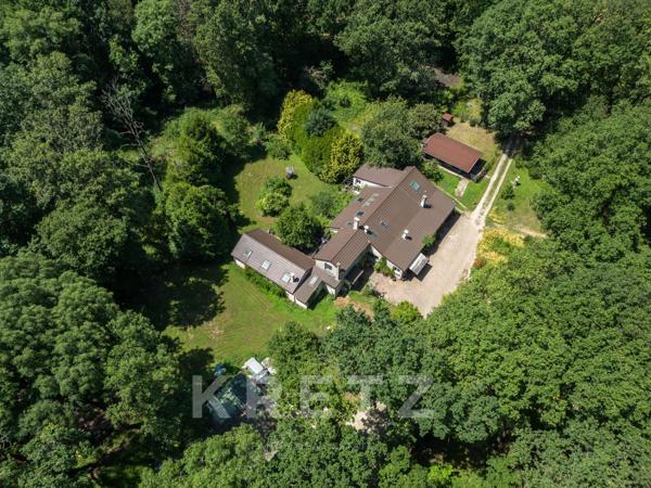 Magny-les-Hameaux – Domaine de 1,6 hectare au cœur de la forêt