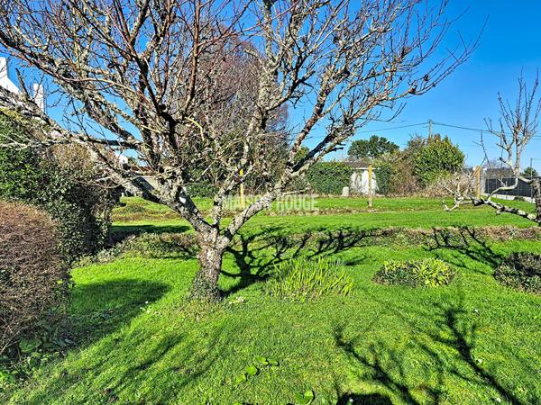 Terrain 624 m2 libre de constructeur 4 km de la mer