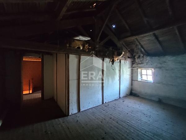 Ancien corps de ferme à rénové BLANZAY