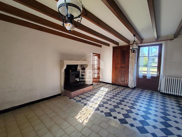 Ancien corps de ferme à rénové BLANZAY