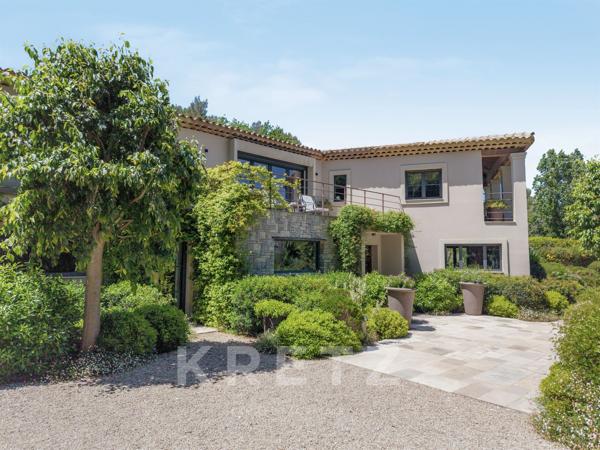 Villa d'architecte d'exception — Calme absolu, vue montagnes, Châteauneuf de Grasse
