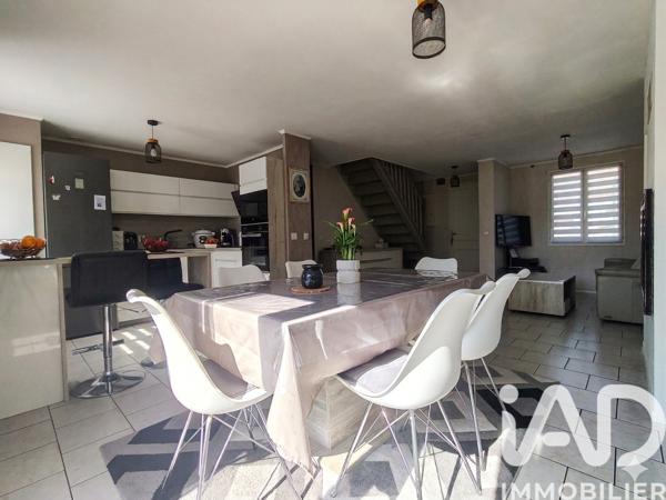Maison à vendre 6 pièces 105 m² Évreux