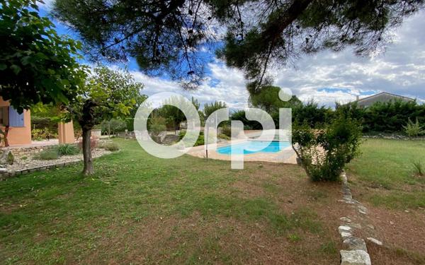 Maison à vendre    5 pièces •  Barjac