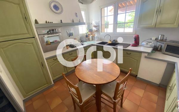 Maison à vendre    5 pièces •  Barjac