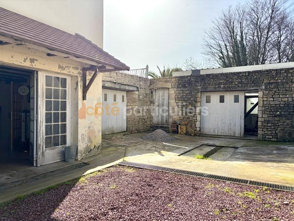 Vente Maison77 m² - 3 Pièces - VALOGNES (50700)